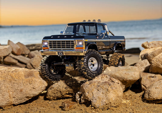 Auto Radio Control - TRAXXAS - F-150 4X4 Trail Truck (Negro) Escala 1/18
