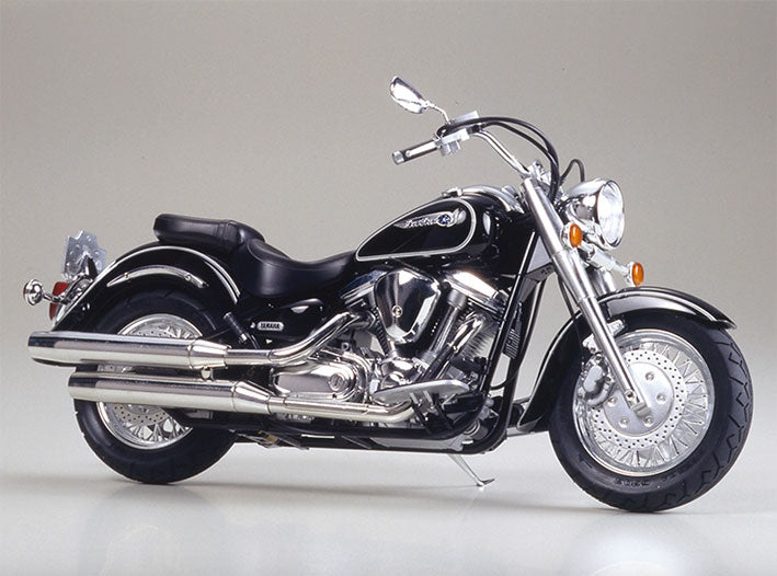 Modelo a escala 1/12 para armar: YAMAHA XV1600 Road Star