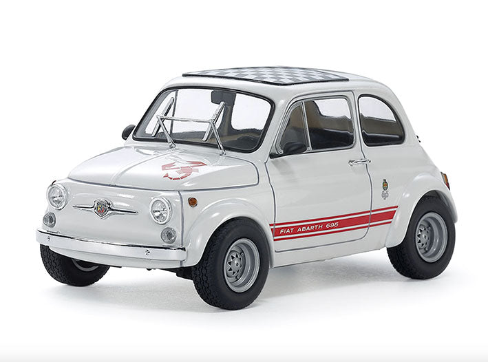 Modelo a escala 1/24 para armar: FIAT ABARTH 695 SS