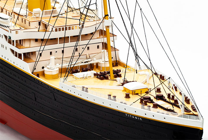 Modelo a escala de madera 1/144 para armar: RMS Titanic BB510 - Billing Boats