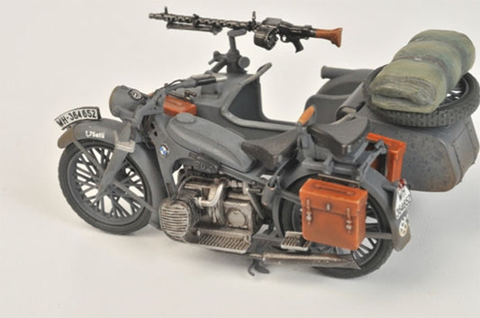 Modelo a escala 1/35 para armar: Militar - MOTO GERMAN WWII SIDECAR R12 W-CREW