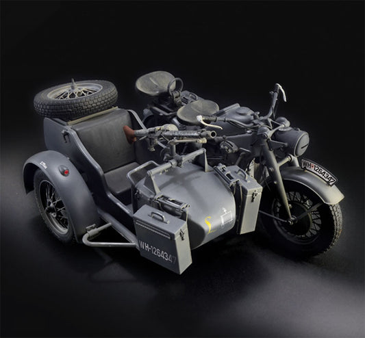 Modelo a escala 1/9 para armar: ZUNDAPP KS 750 with Sidecar (Moto Militar)