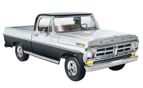 Modelo a escala 1/25 para armar: Ford Pickup Sport Custom 1972