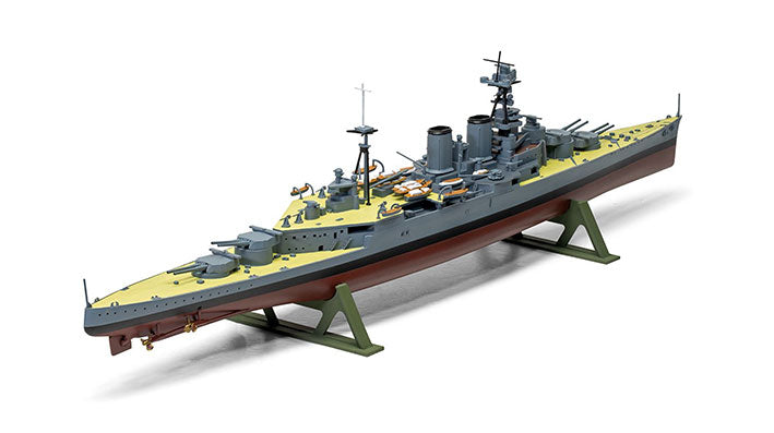 Modelo a escala 1/600 para armar: HMS Hood