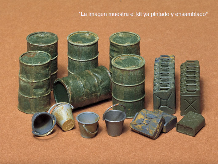 Modelo a escala 1/35 para armar: Militar - Jerry Cans Set (Set de Bidones)