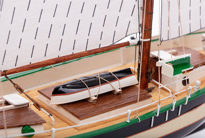 Modelo a escala de madera 1/60 para armar: Dana Fishingboat BB200 - Billing Boats