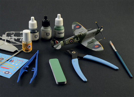 Modelo a escala 1/72 para armar: Spitfire Mk. IX - Complete Set For Modeling - Starter kit