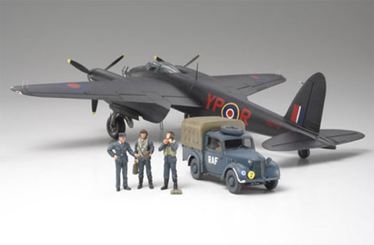 Modelo a escala 1/48 para armar: Set De Havilland Mosquito NF Mk.II y British Light Utility Car 10HP