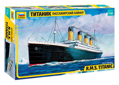 Modelo a escala 1/700 para armar: Barco R.M.S. Titanic