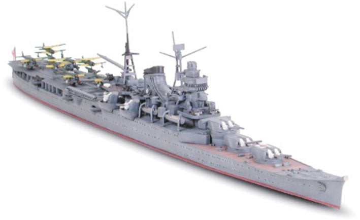 Modelo a escala 1/700 para armar: JAPANESE AIRCRAFT CARRYING CRUISER MOGAMI (Portaaviones)