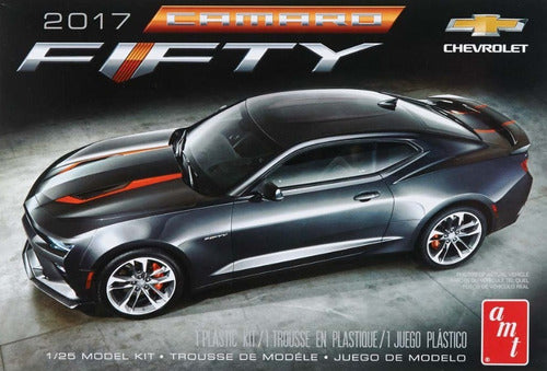 Modelo a escala 1/25 para armar: Auto Chevy Camaro 2017 50th Anv