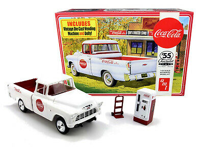 Modelo a escala 1/25 para armar: 1955 Chevy Cameo Pickup Truck (Coca-Cola)