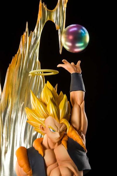 Figuarts Zero - Dragon Ball Z - Super Saiyan Gogeta Revive