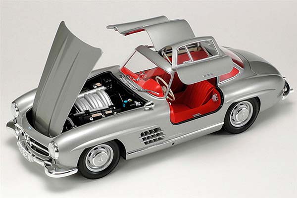 Modelo a escala 1/24 para armar: Mercedes Benz 300 SL
