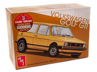 Modelo a escala 1/24 para armar: Auto VW Golf GTI 1978