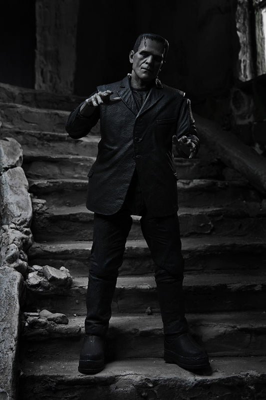 NECA - Universal Monsters - Frankenstein B/W Ultimate 7"